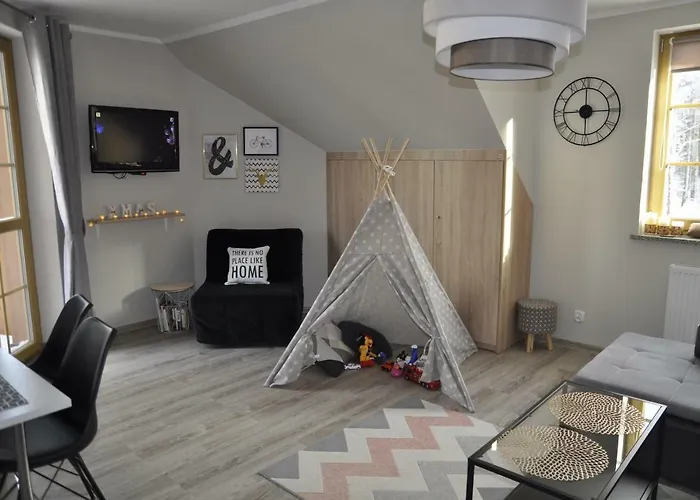 Lesne Wzgorze Шклярска-Поремба